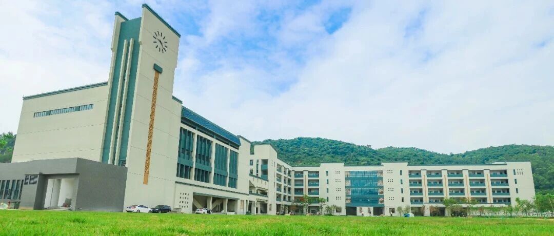 金灣三灶中學(xué)金秋交付|珠海建工集團(tuán)圓滿建成三灶新建中學(xué)，為金灣教育注入新活力